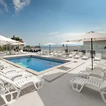 Kamelija Apartmán *