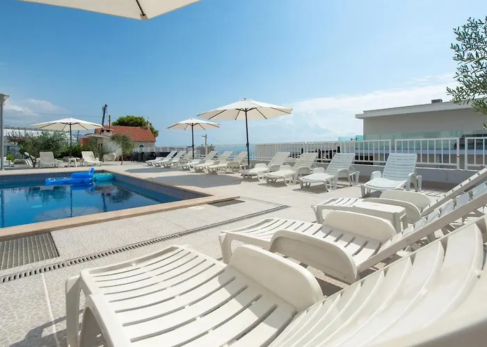 Kamelija Apartamento *