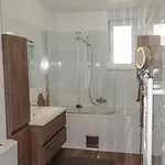 Apartamento Kamelija