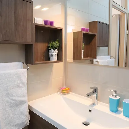 Kamelija Appartement *